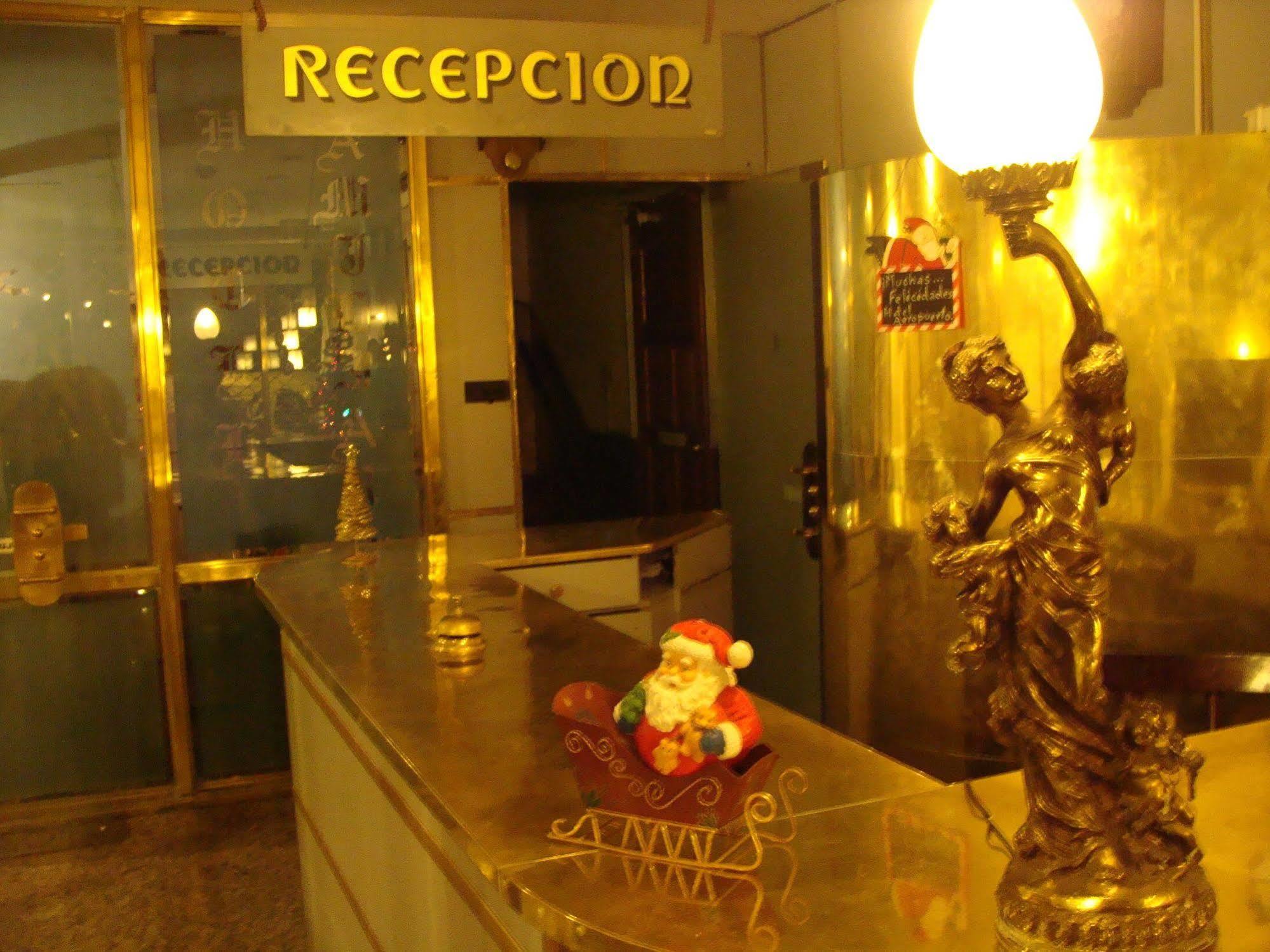 Hotel Aeropuerto 몬테 그란데 외부 사진